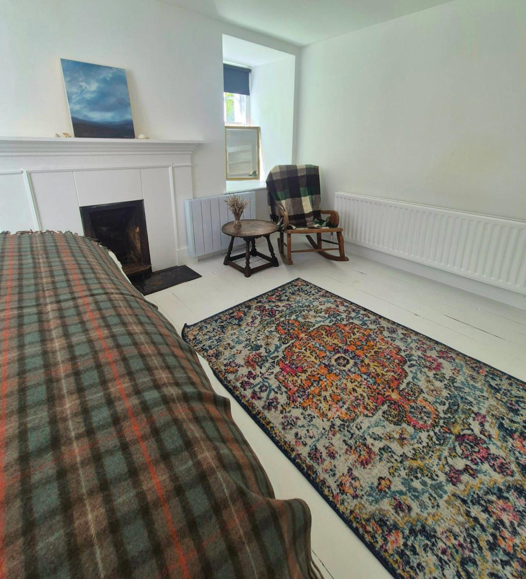 Mackinnon Cottage - 3 Bedroom Cottage Broadford (Isle of Skye) Bagian luar foto