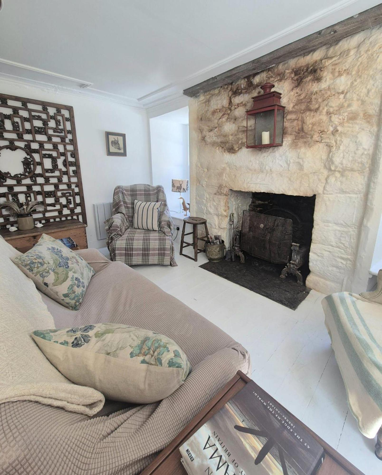 Mackinnon Cottage - 3 Bedroom Cottage Broadford (Isle of Skye) Bagian luar foto