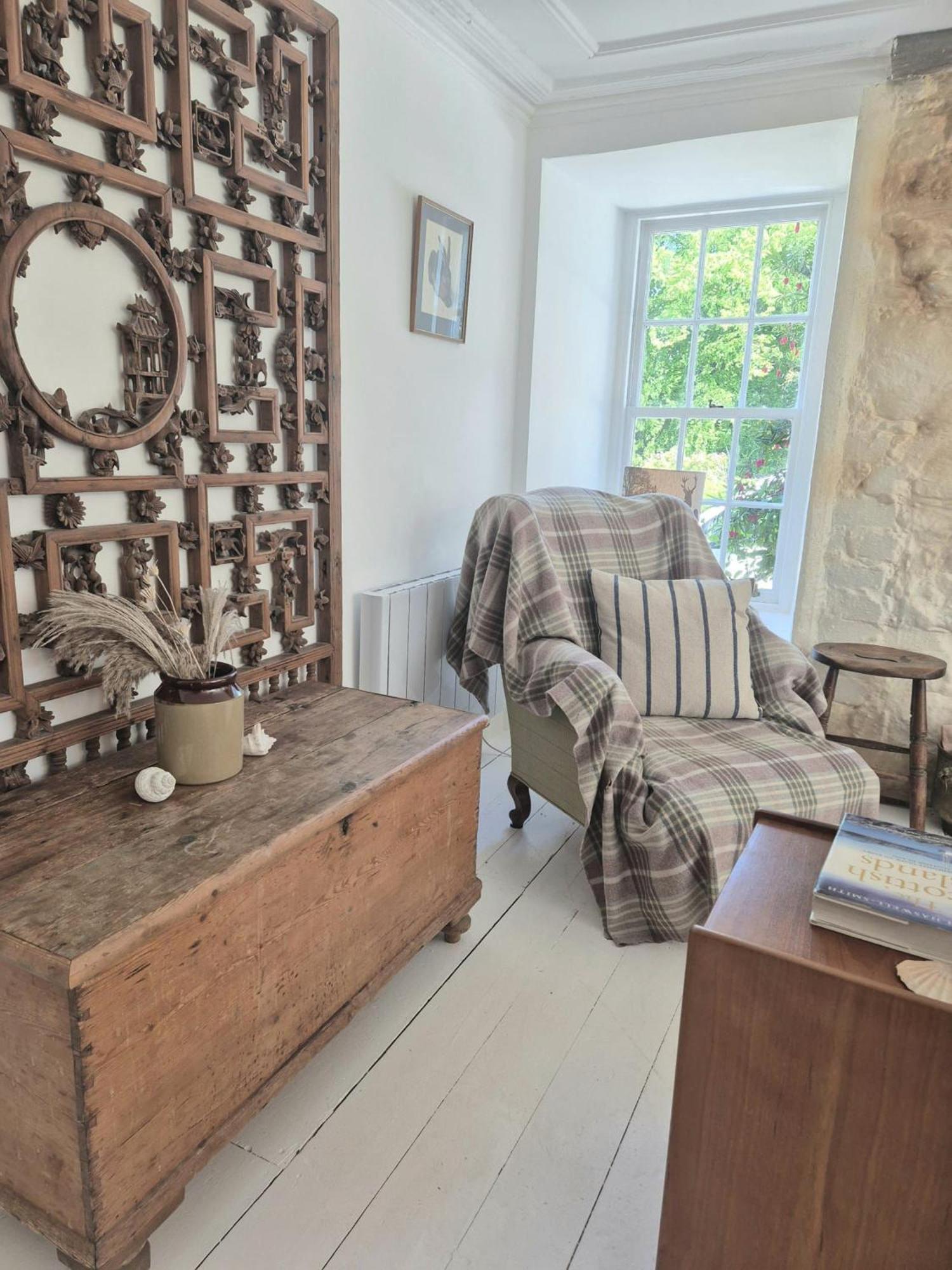 Mackinnon Cottage - 3 Bedroom Cottage Broadford (Isle of Skye) Bagian luar foto