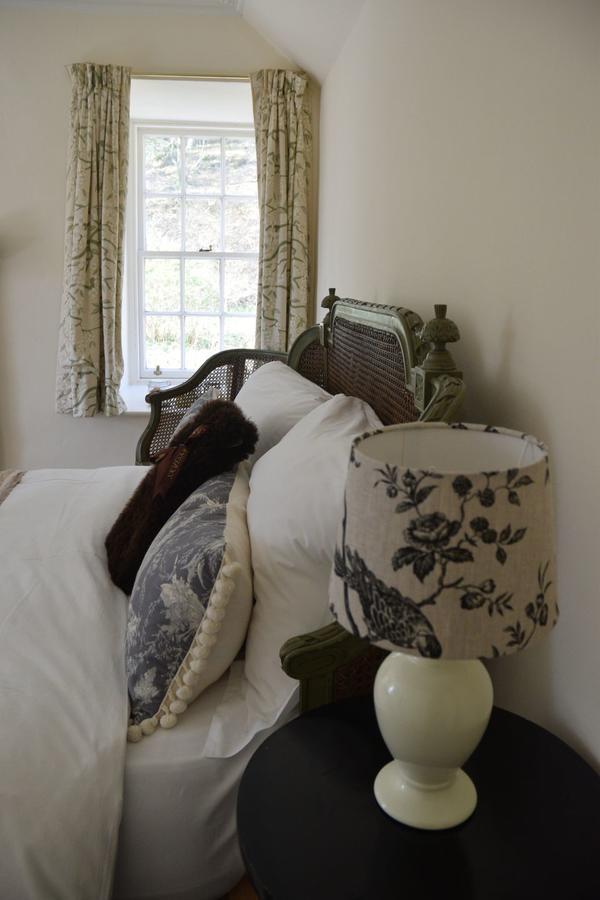 Mackinnon Cottage - 3 Bedroom Cottage Broadford (Isle of Skye) Bagian luar foto